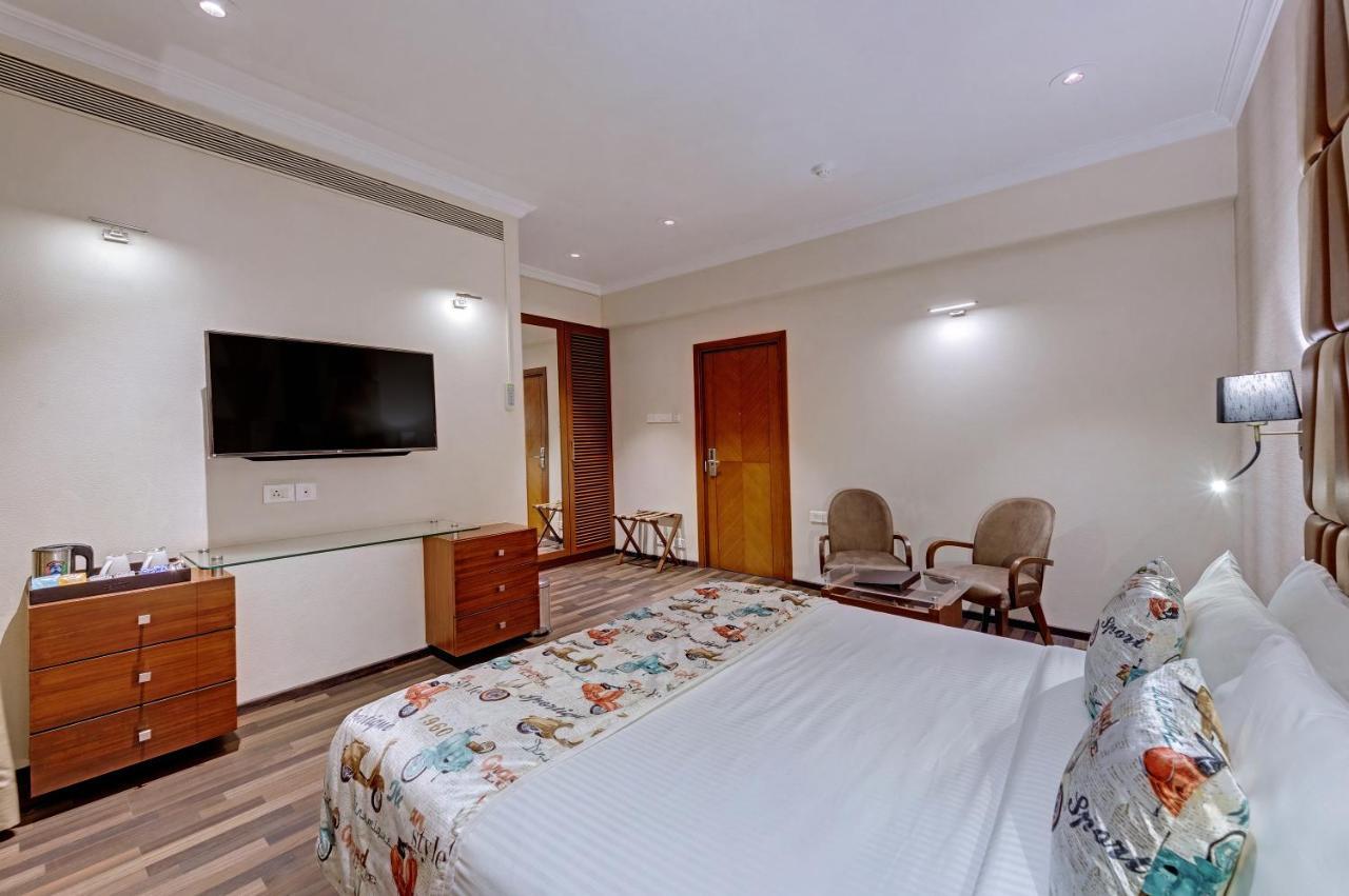 Adiva Residency Beacon, Grant Road, Mumbai Hotel Bagian luar foto