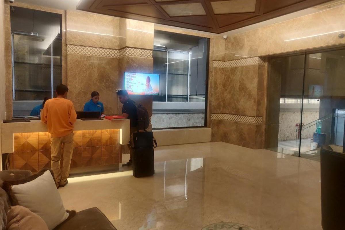 Adiva Residency Beacon, Grant Road, Mumbai Hotel Bagian luar foto