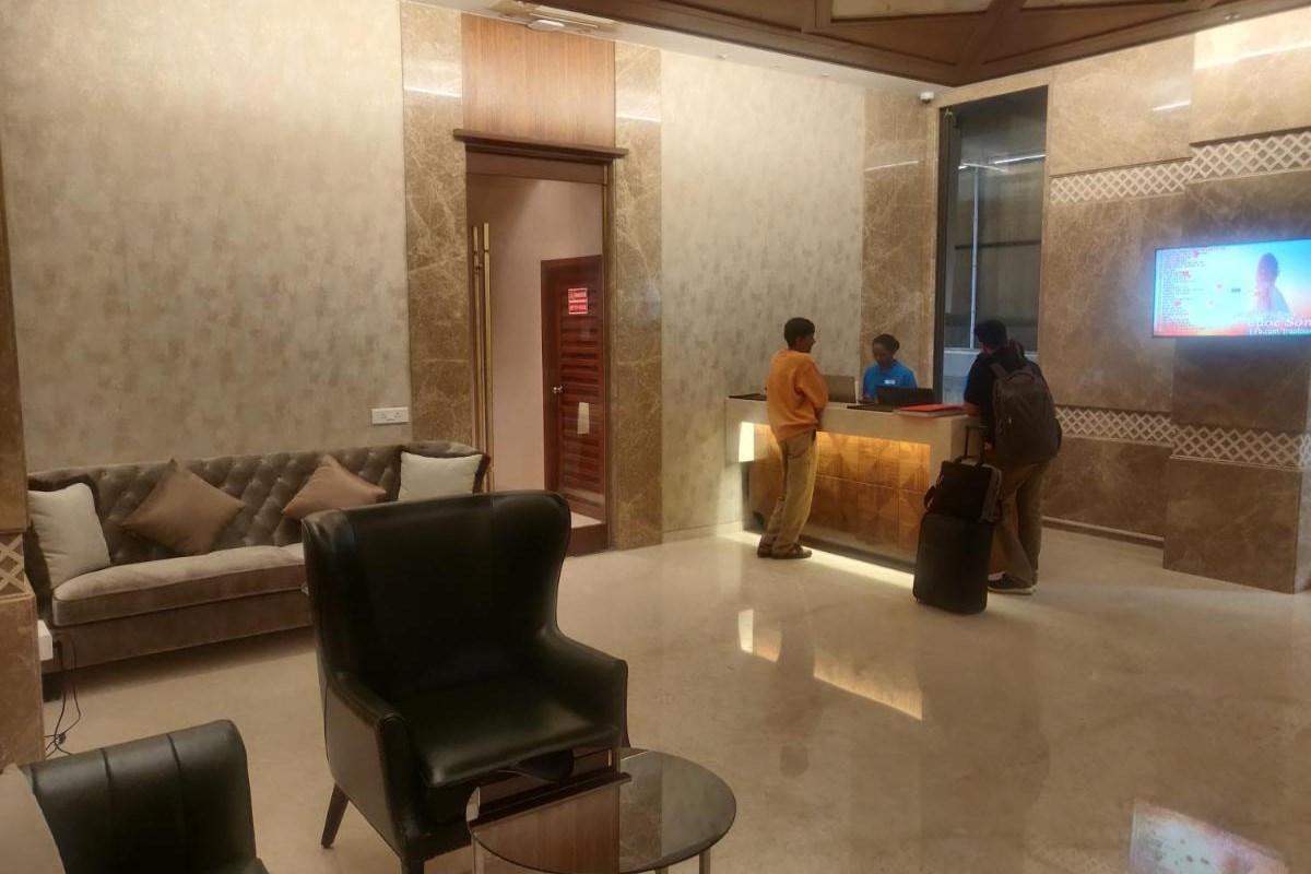 Adiva Residency Beacon, Grant Road, Mumbai Hotel Bagian luar foto
